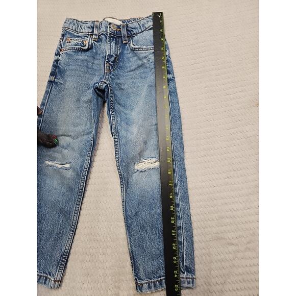 Zara Jeans Boys 7 Medium Wash Distressed Denim - Picture 2 of 7
